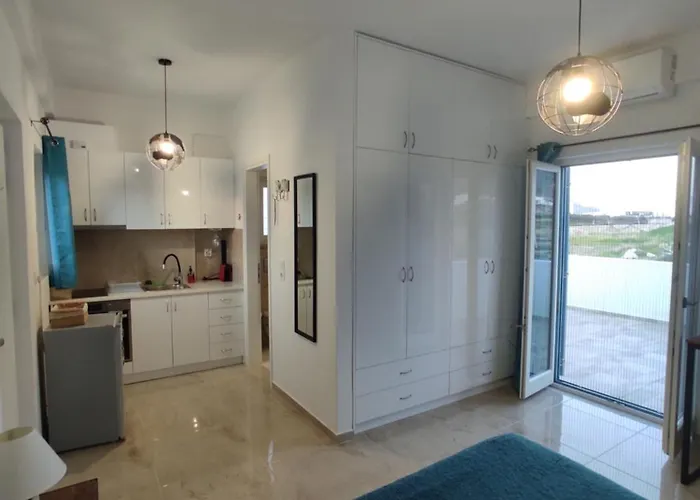 Kallista - Sunlit Aparthotel