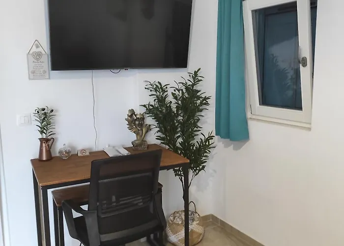 Kallista - Sunlit Aparthotel 4*